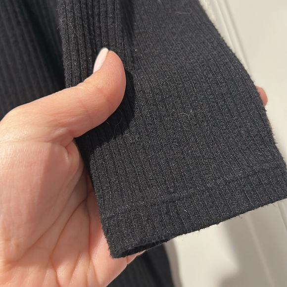 WHBM Ribbed Domain Tunic - Picture 4 of 7